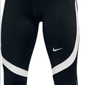 Nike Women Race Day Capri Pants